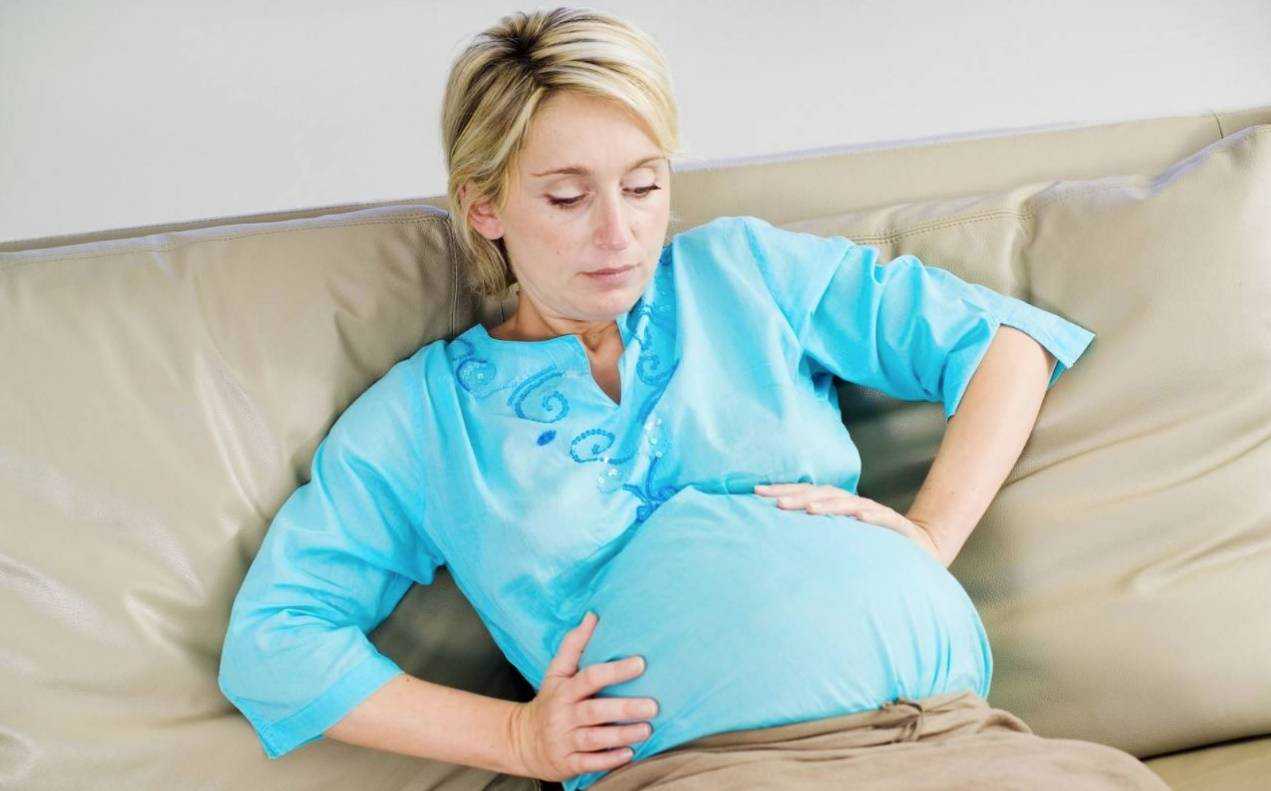 孕妇在怀孕五周时可以考虑进行人流手术。
